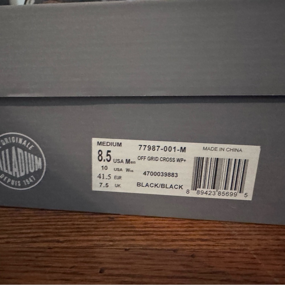 Palladium off grid cross Wp+ Black (men 8.5, 41.5eur) with original box. - Picture 2 of 14